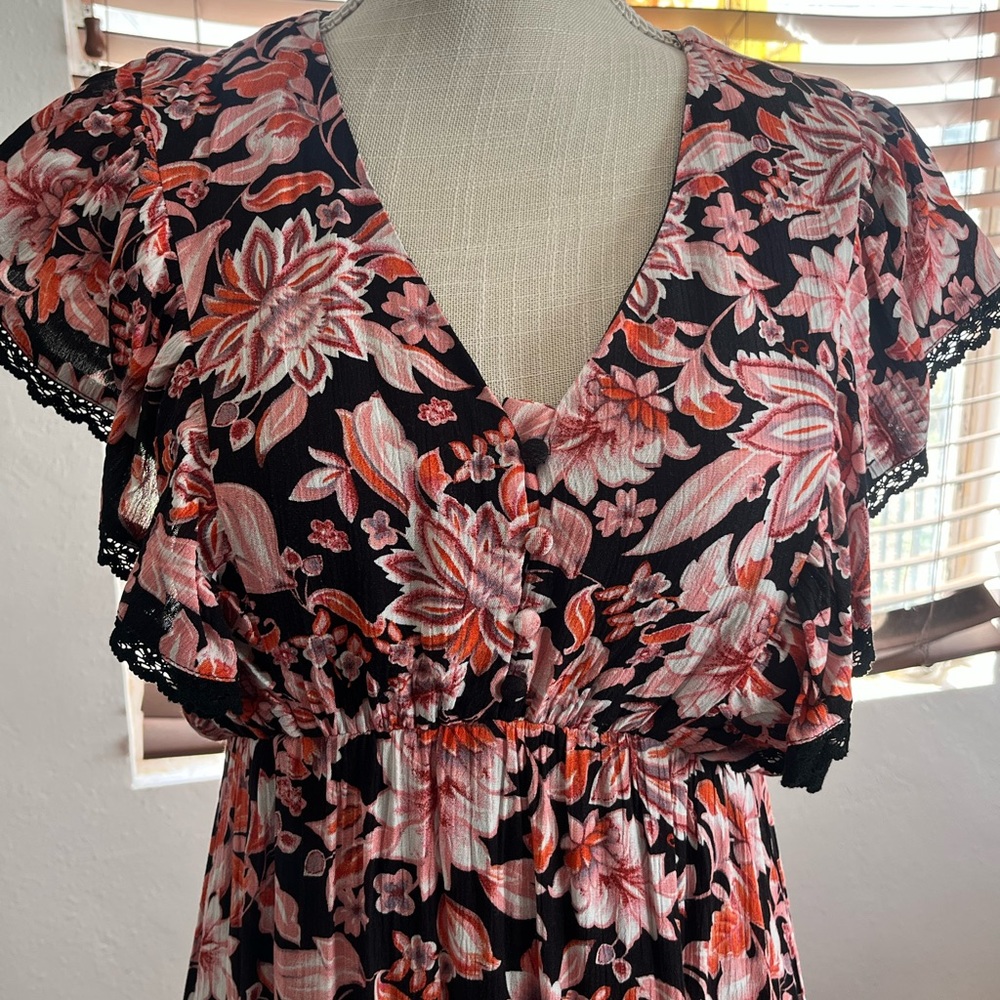 Pretty Maxi Dress. - image 2